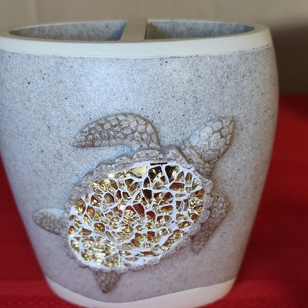 Decorative Turtle Mosaic Toothbrush Holder